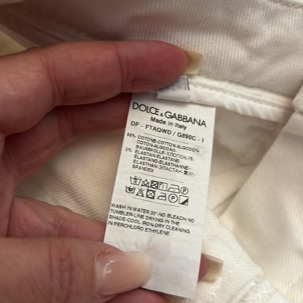 Dolce & Gabbana White Jeans with Pink Rose button, US2 - Picture 9 of 9